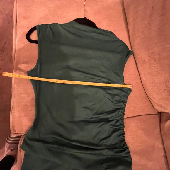 Green Stretchy Dress with Cinches Sides - Unbranded Size Large - Picture 12 of 13